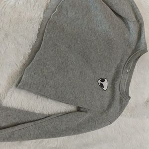 Alien crop crewneck NWOT
